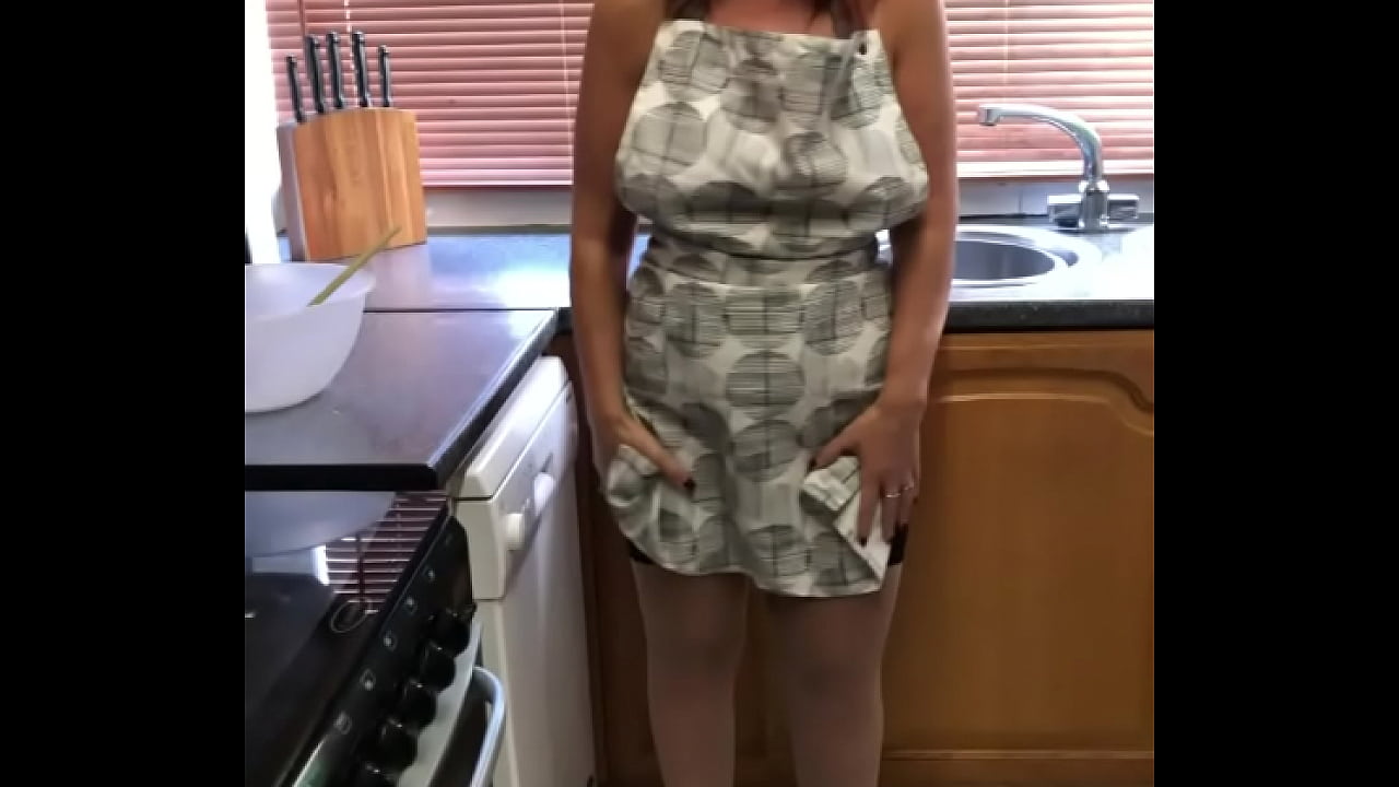 Sexy milf beau diamonds mature model cooking