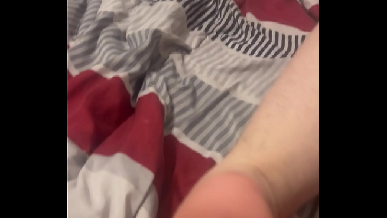 I twerk on his bed before he fucks me