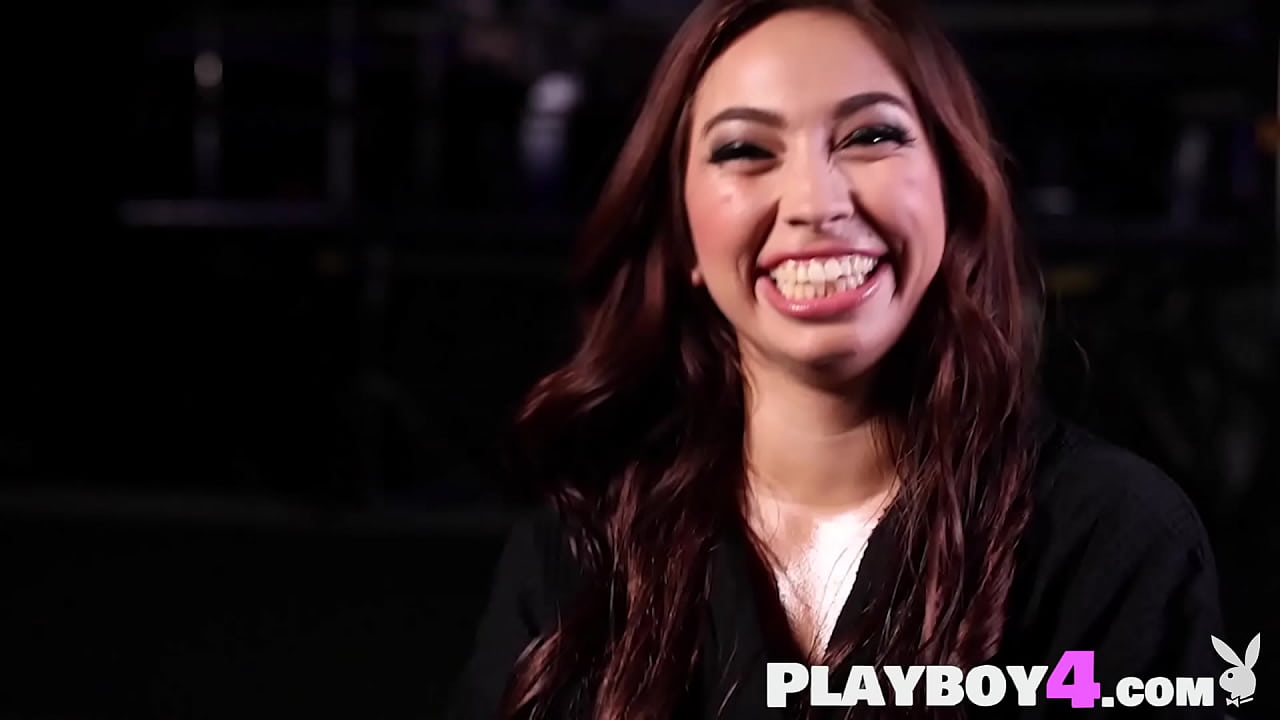 Sexy big ass Latin babe showed amazing body during hot workout