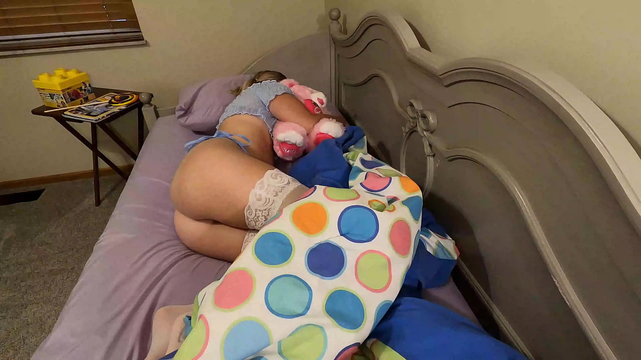 Family fun between old stepdaddy and teen stepdaughter.