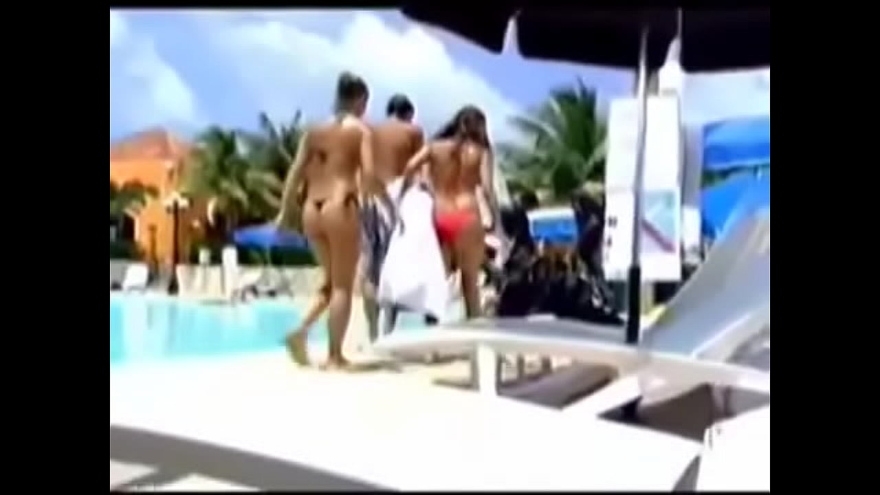 Actriz buen&iacute;sima entangada