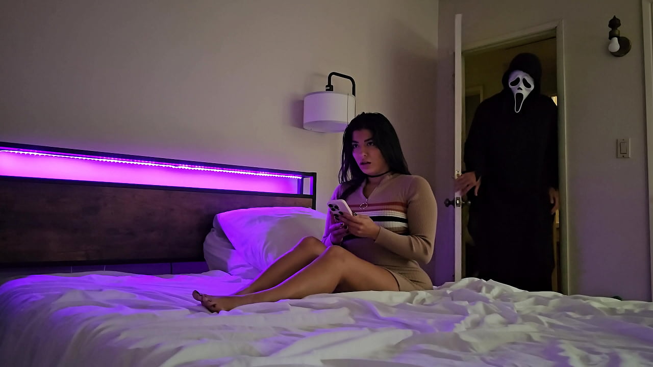 Gorgeous Jasmine Sherni Takes Ghostface's Cock & Creampie