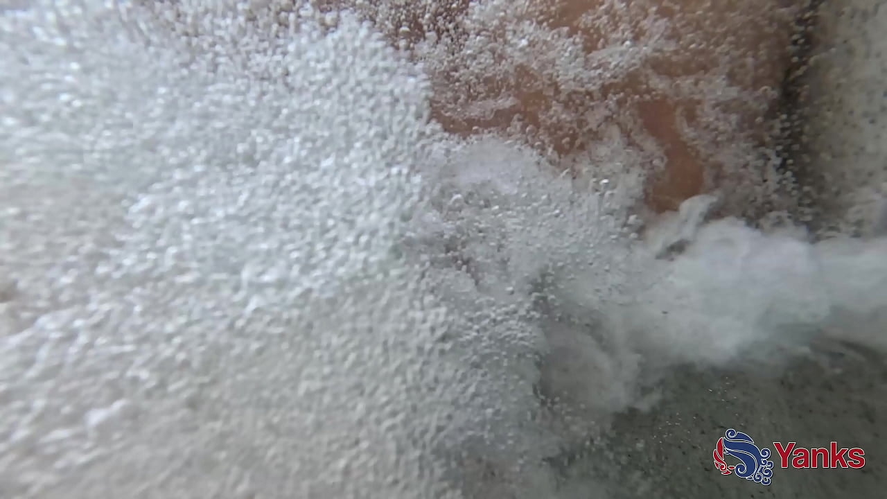 A Yanks Compilation: Jacuzzi