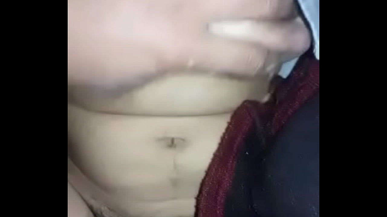 Desi bhabhi jumping on the dick