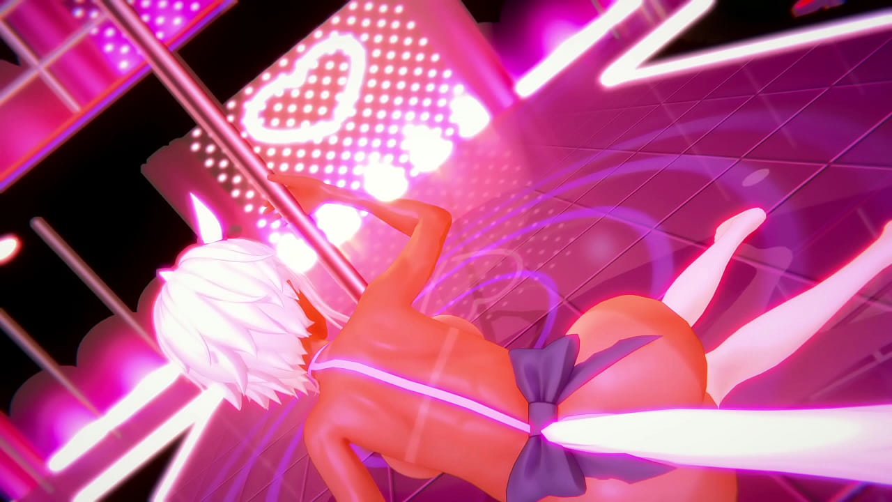 Tanned girl from xxxFiles poledances to wwish you a happy new year!