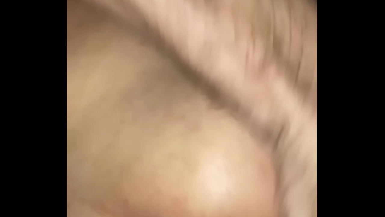 O cliente me pediu para enfiar minha m&atilde;o na bunda dele e sim, eu enfiei