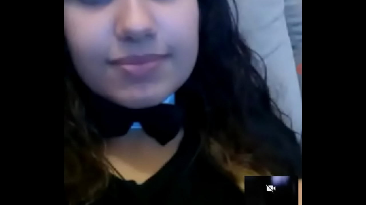 Julia mostrando suas solinhas em call