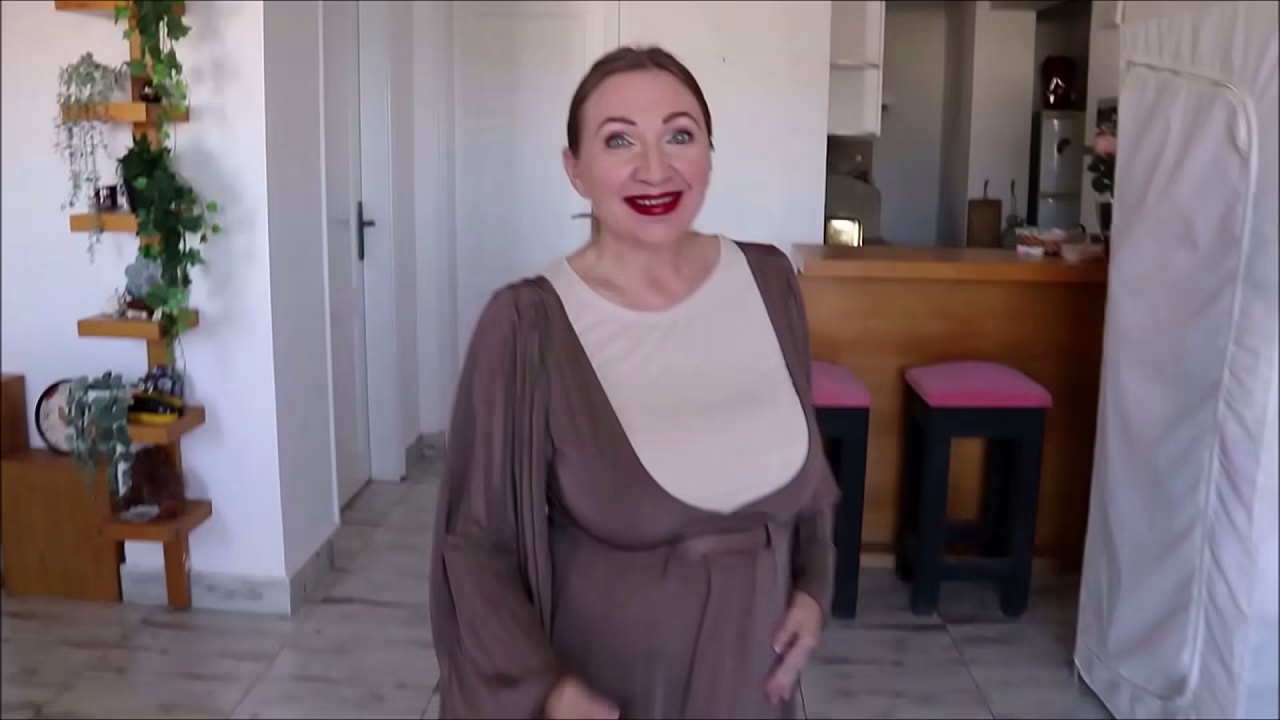 From Earth Tones to Sophistication: Busty Granny Maria&rsquo;s Sexy Dance Journey