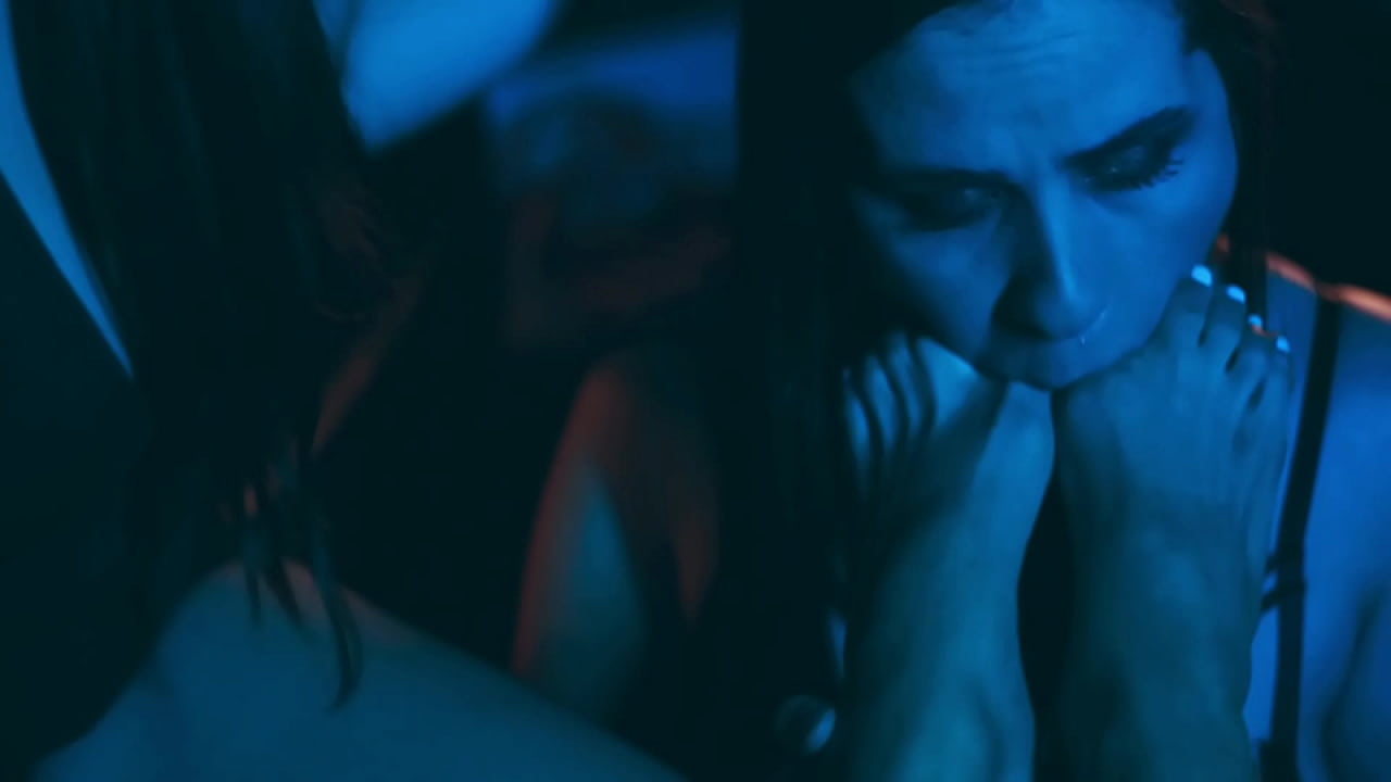 I'm Your Mistress and You Listen To My Instructions