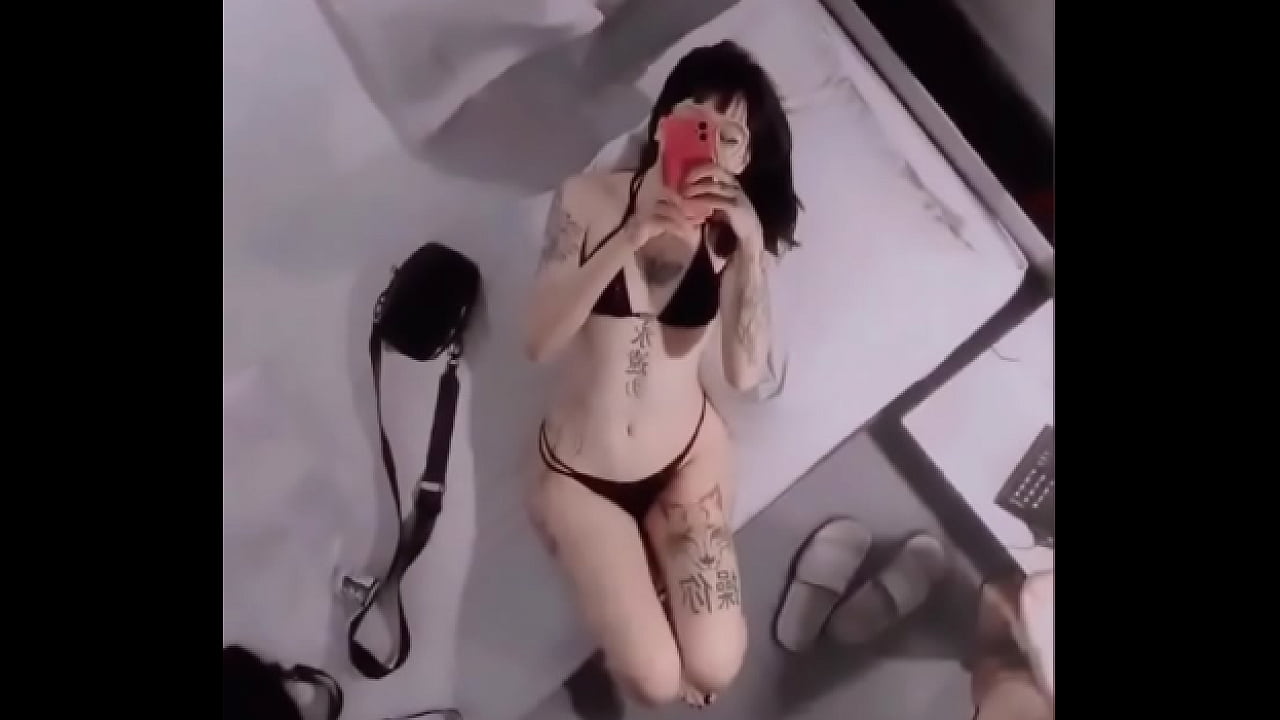 Gravando e editando coisinhas pra colocar nas plataformas ?