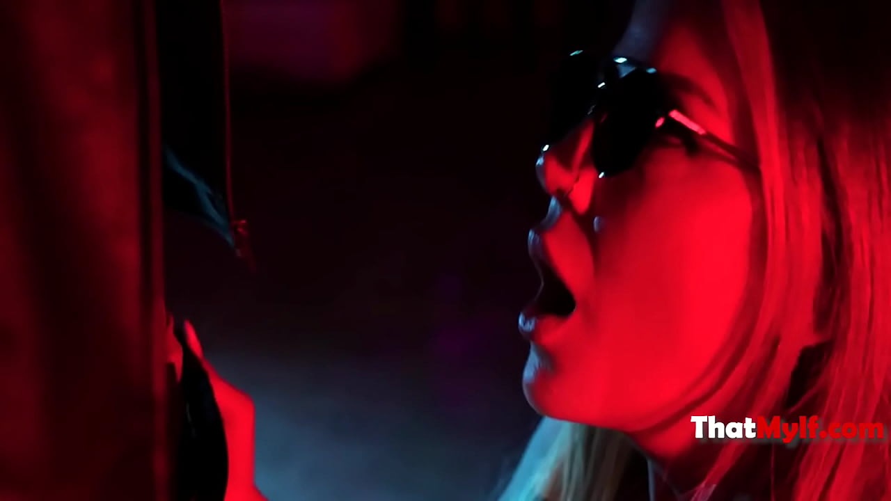 Terminator Terminates MILF's Pussy