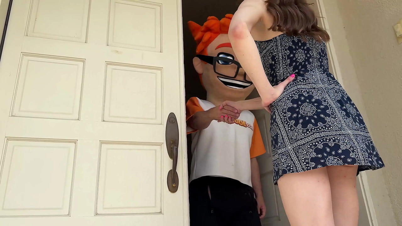 Rose Carter: The Window-Washing Vixen Who Polished My Pole on PornDudeCasting!