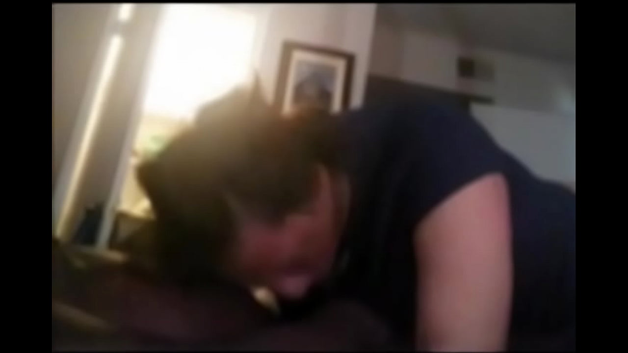 Old MILF Loves Sucking Black Dick