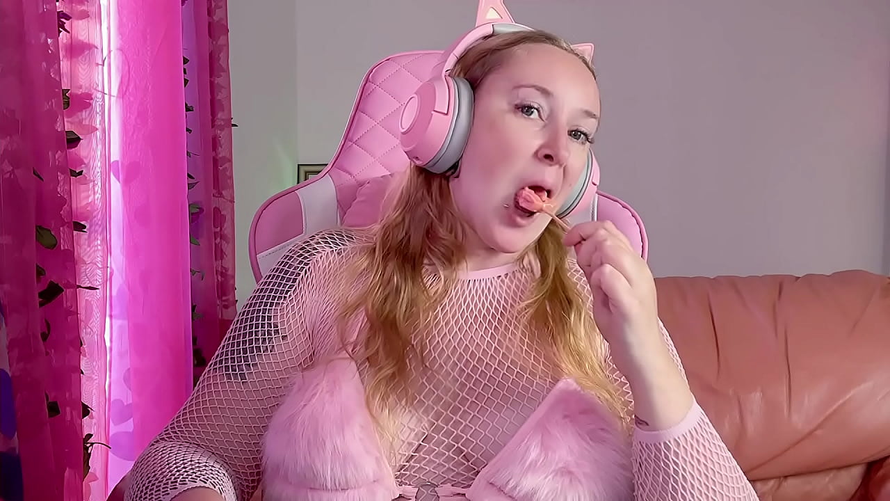 ASMR Lollipop Eating