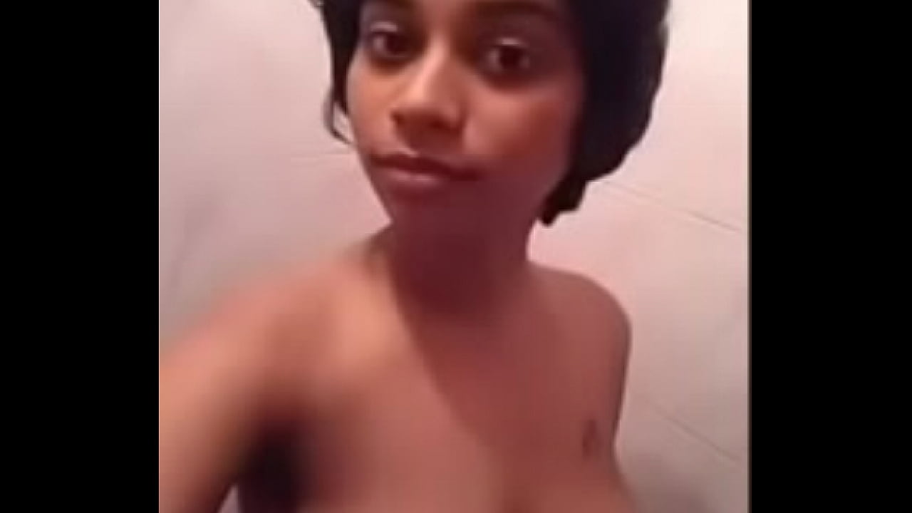 desi girl flashing pussy in bathroom