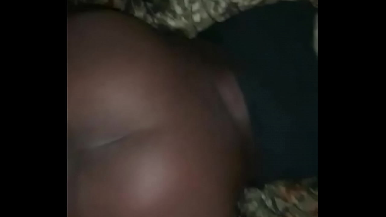 Bubble butt Ebony BBW taking bbc