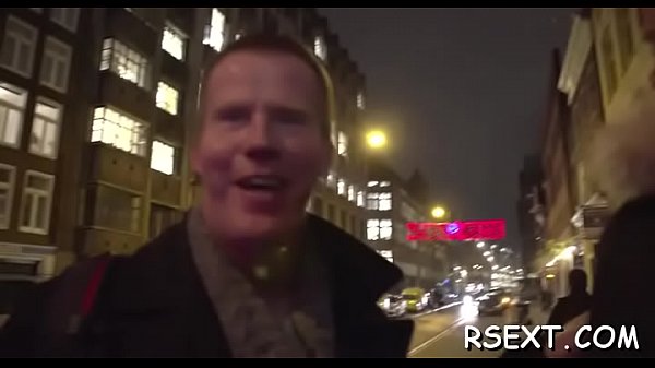 Chap gives voyage of amsterdam