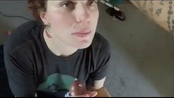 White girl loves sucking dick deep throat pro