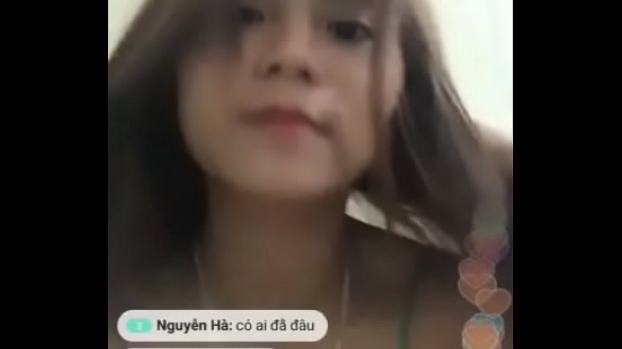 Cute girl show her boobs