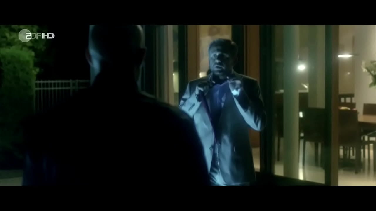 Jasna Fritzi Bauer Blochin-Die Lebenden und die Toten S01E03 2015