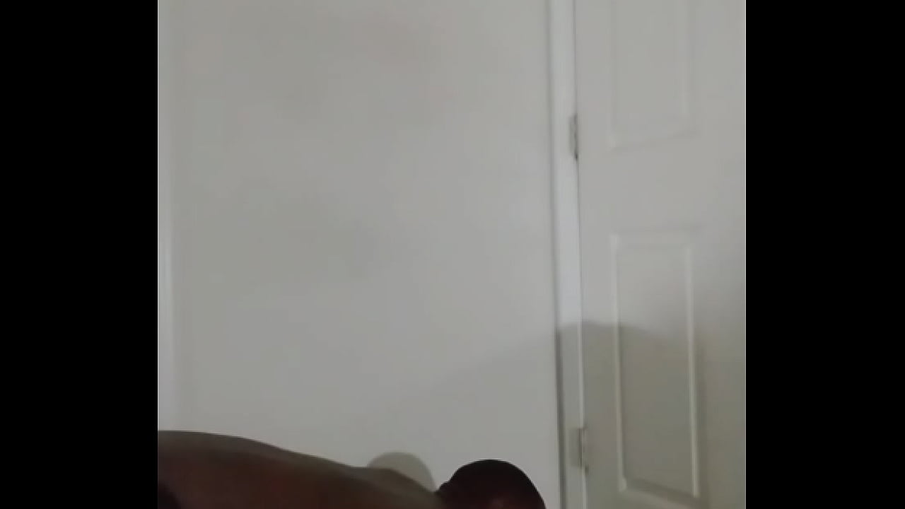 Thinking of more romantic things to do like worshipping women by sketching one for free 6