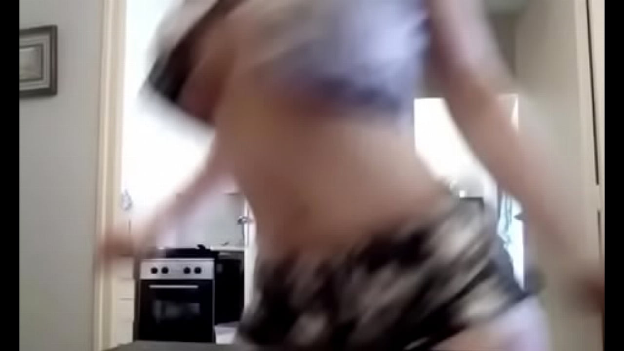 Muy excitada y con ganas de sexo