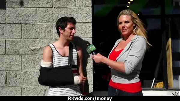 Hot sexy amateur babe needs a lift and takes cash 15