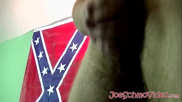 Nerdy guy with tattoos fucks chubby homo