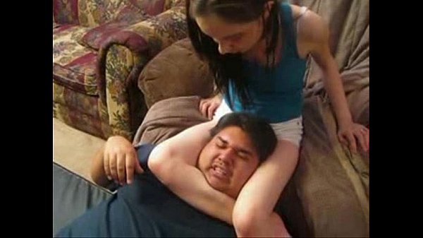 Lil Loca scissorholds festival