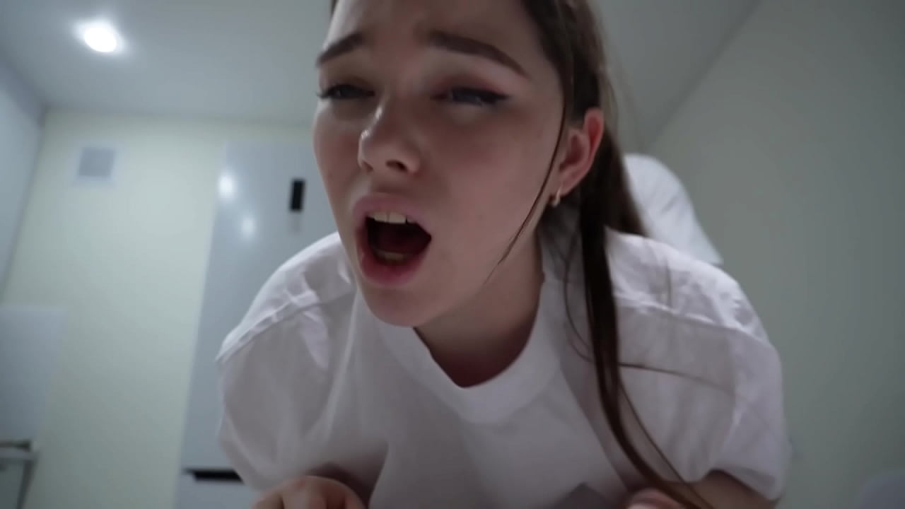 Stepsister made breakfast, had to feed her cum.