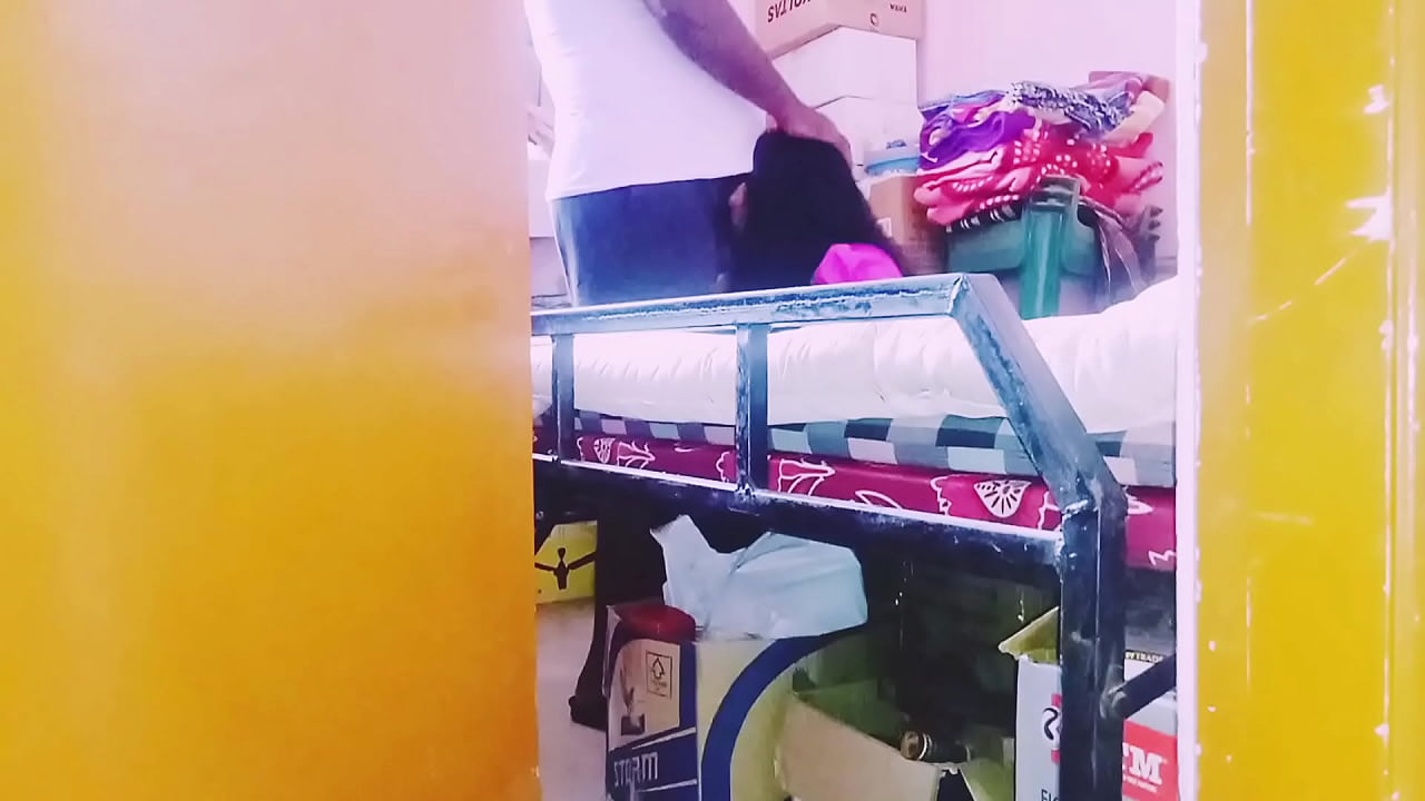 Desi housewife unfortunately fucking with store keepar. Telugu dirty talks.