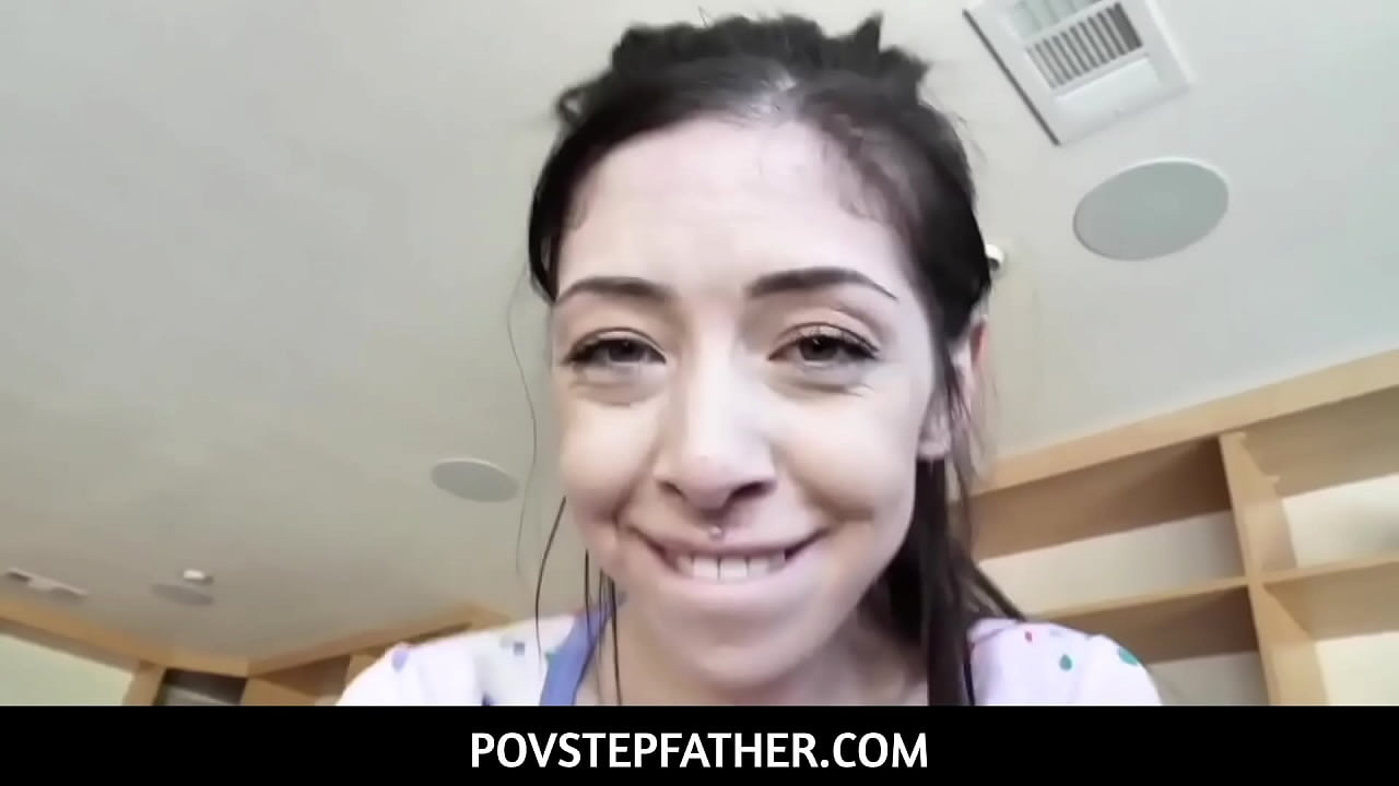 Stepdaughter Harlowe Blue Squirt Problems