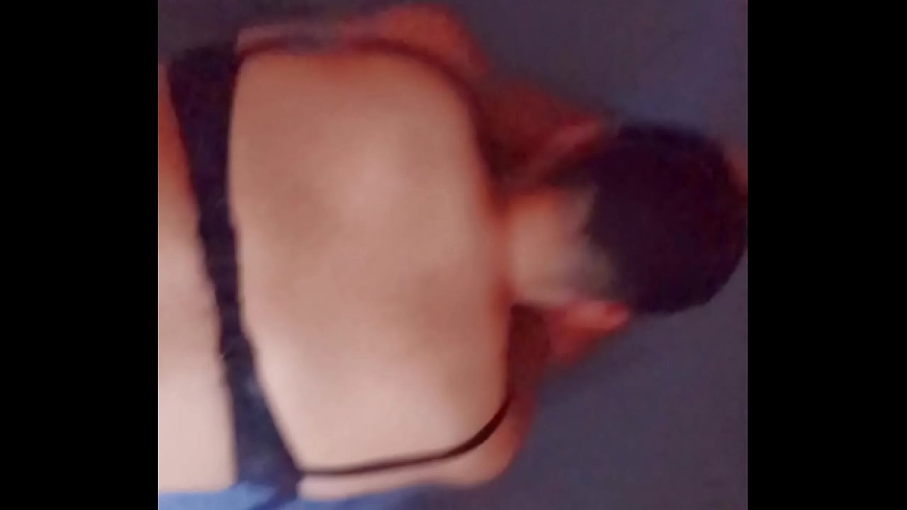 Homem casado comendo a cdzinha novinha