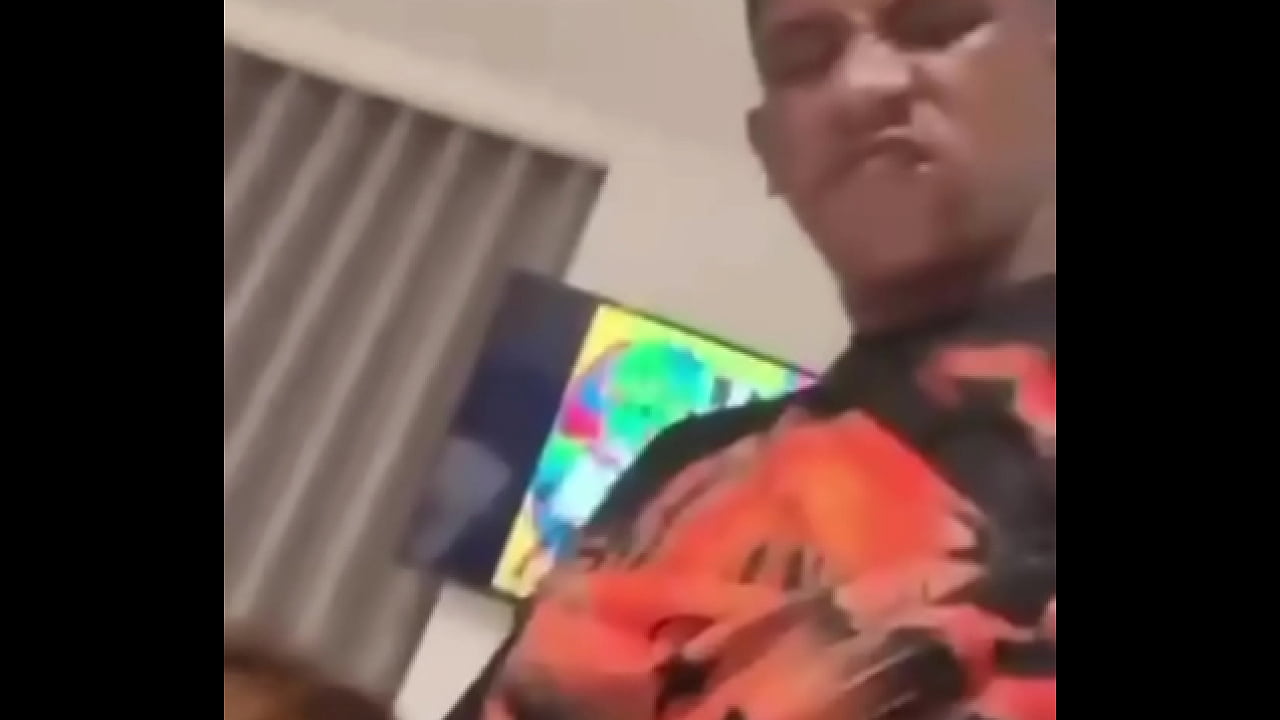 VIDEO VIRAL COMPLETO INFLUENCER PAPI DARRY Y LA FAVORITA