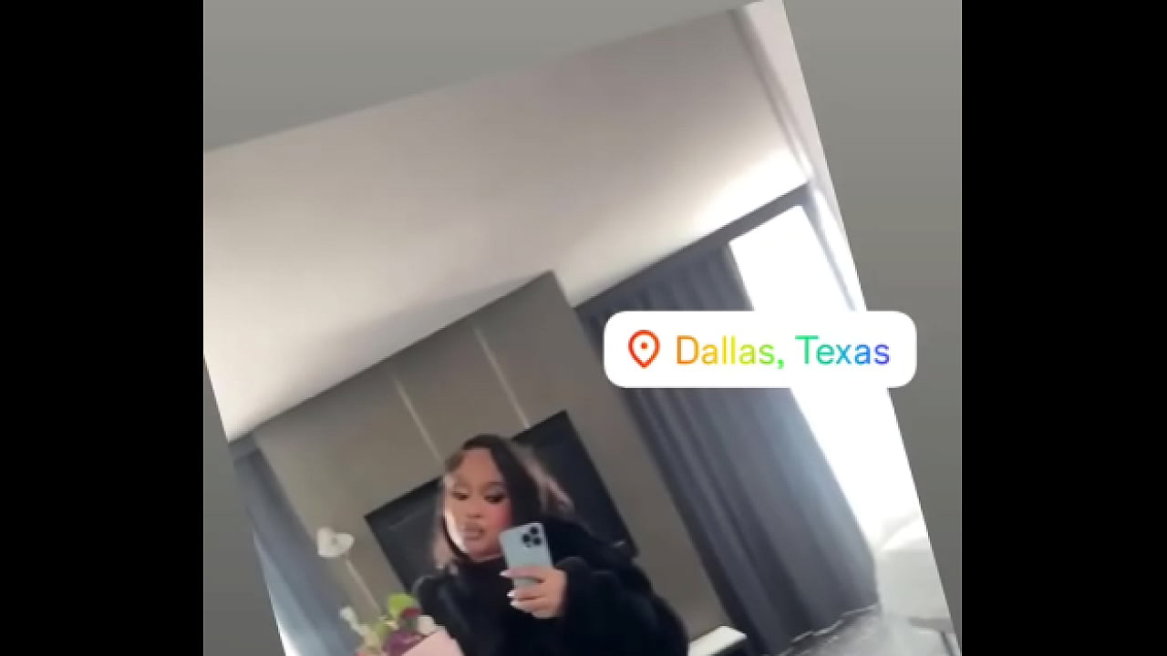 Please , they was even bringing their fav creators flowers yesterday