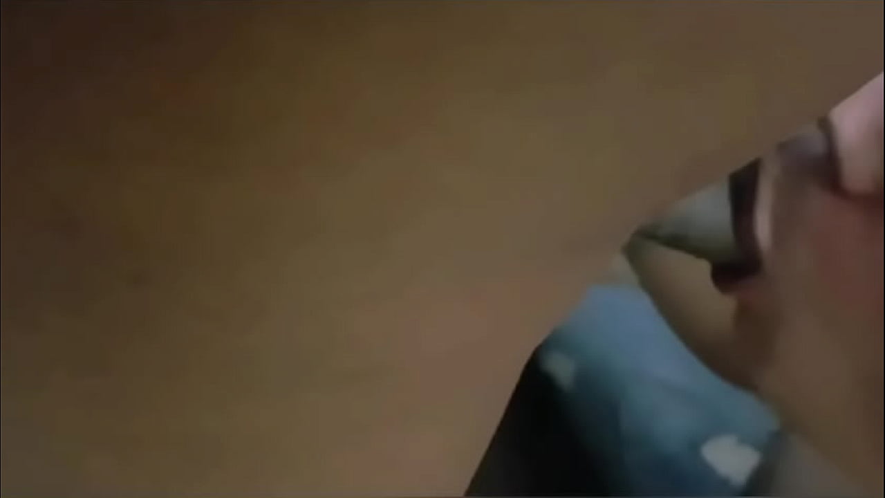 Mamando por primera vez