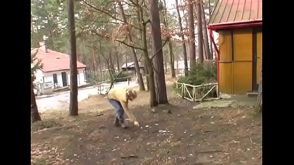 Chick gets down on all fours