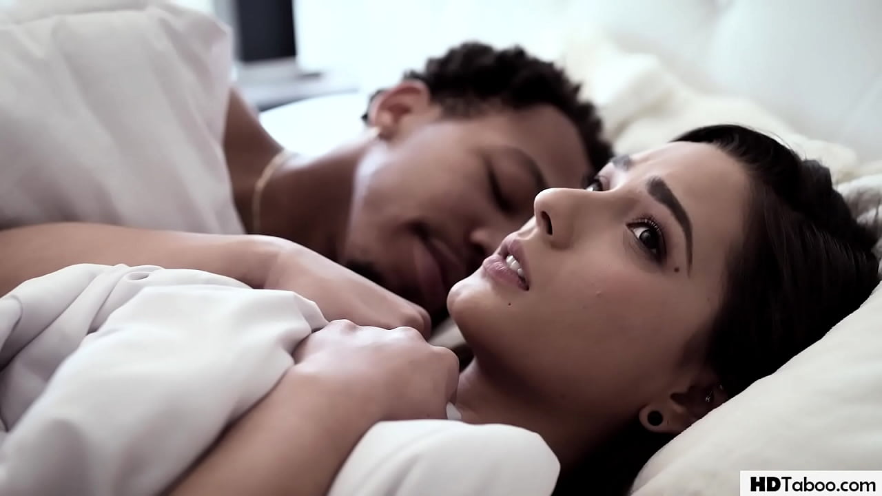 girl's first meeting with her wannabe father-in-law