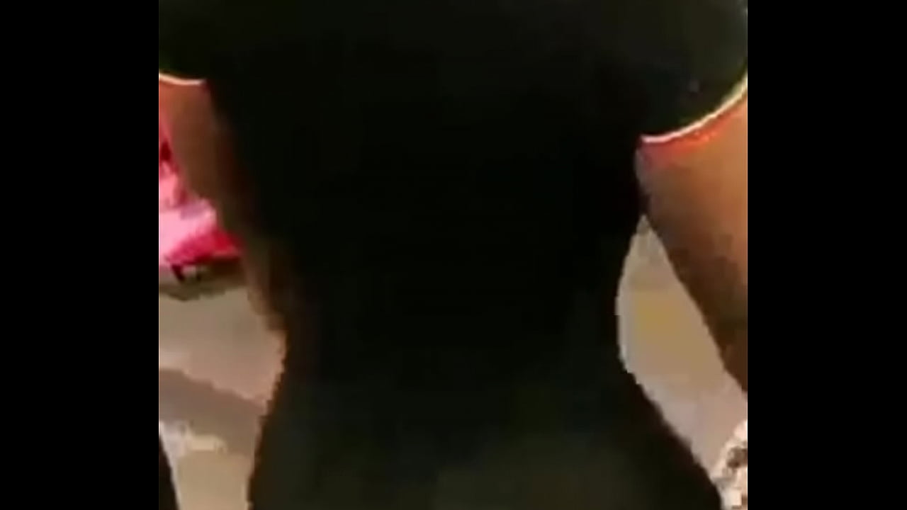 Tweak butt