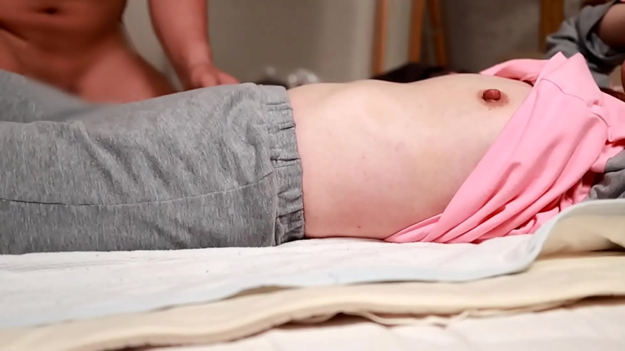 30代セックス大好きパイパン主婦。オーソドックス中出しセックス。