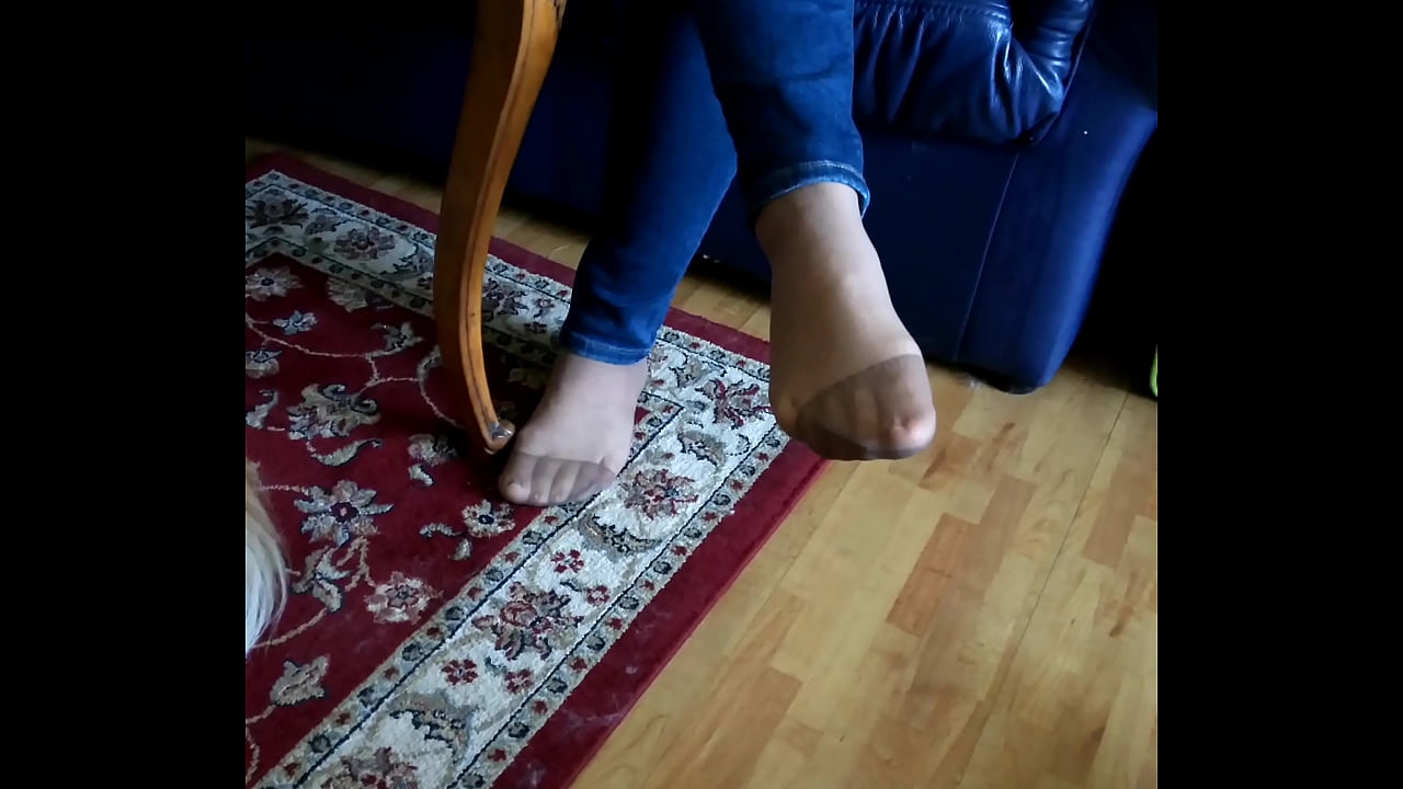 feetplay in stockings and pantyhose