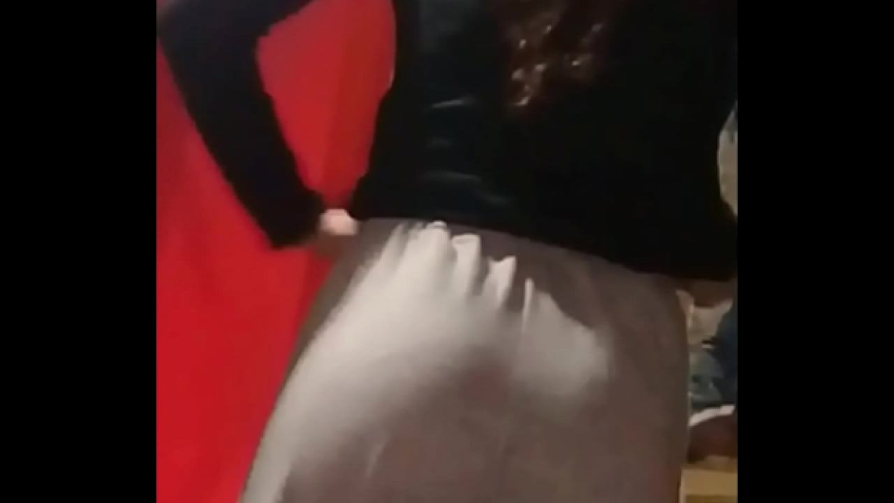 camara espia en habitaci&oacute;n de hermanastra mexicana