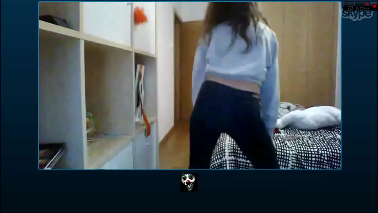 Dan&ccedil;ando Novinha na Web - Skype beaamelhor2