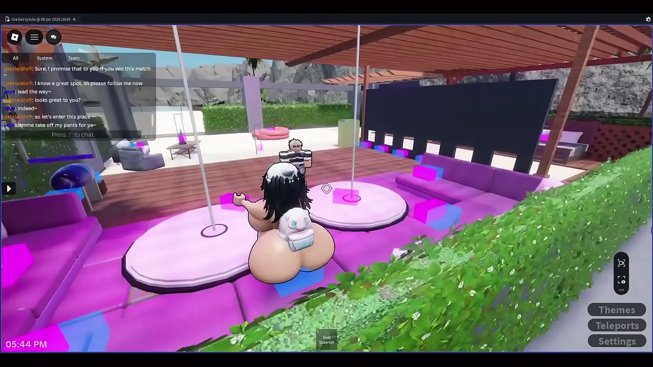 IN A MUSIC PARTY GIRL MEETS A STRANGER AND MAKES A REALLY TASTY ORAL SEX WITH HIM| ROBLOX