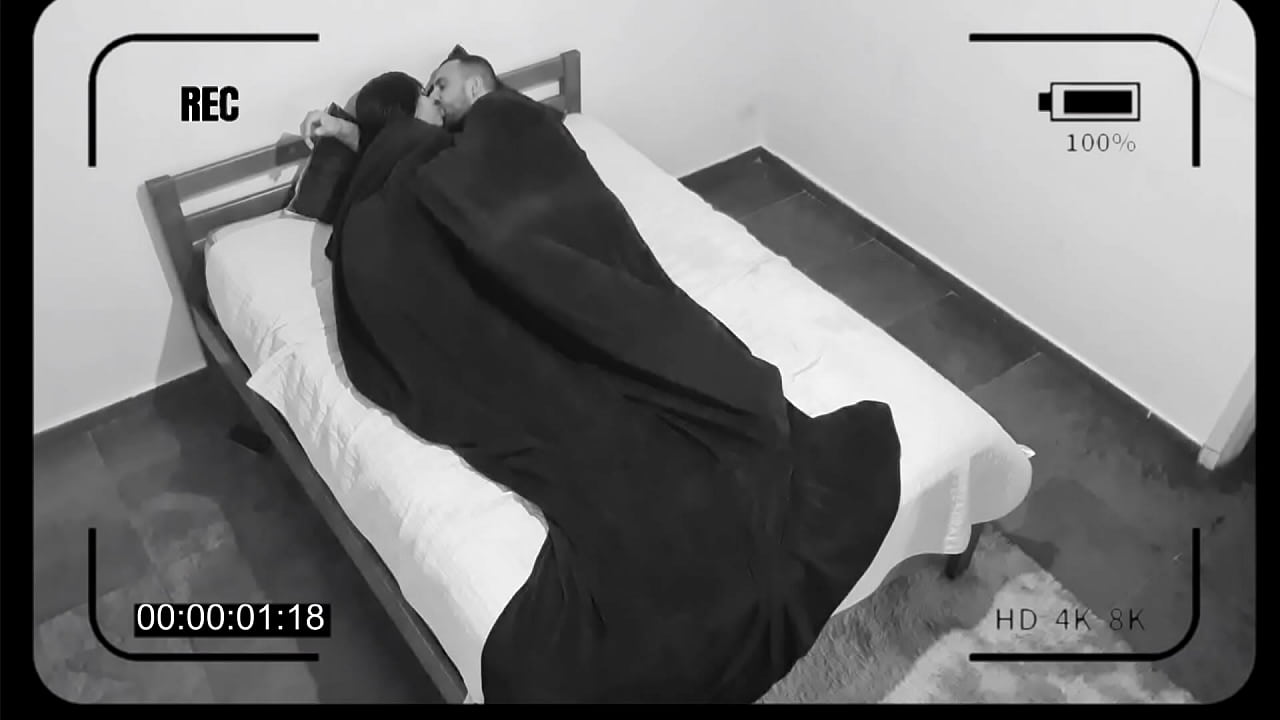 C&acirc;mera de seguran&ccedil;a flagrou foda com a morena rabuda