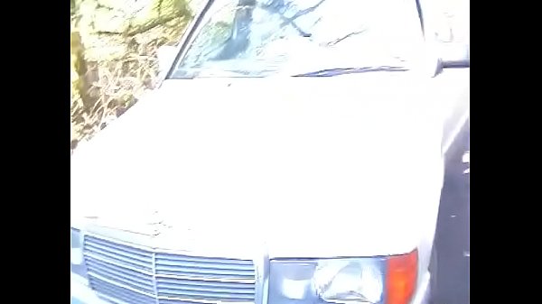 Teenager paramours in homevideo