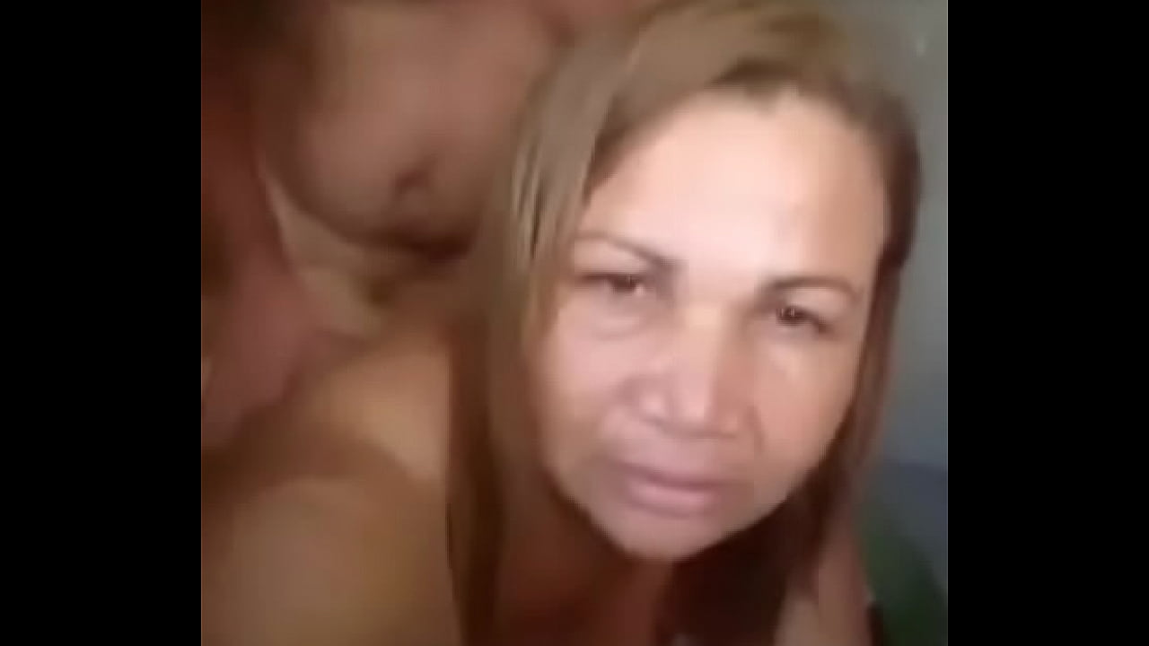 madura ama dar a buceta com