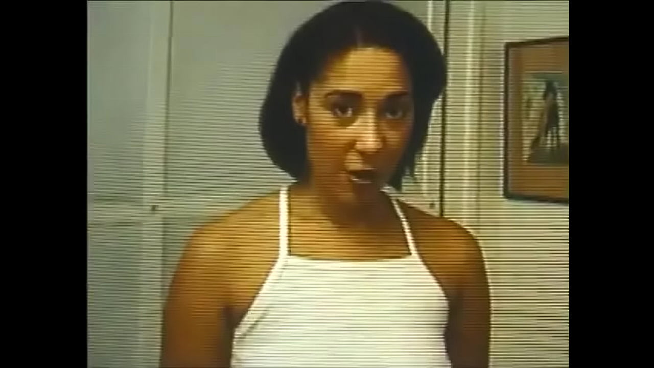 Horny babe gets her mouth filled with a huge dick before getting banged