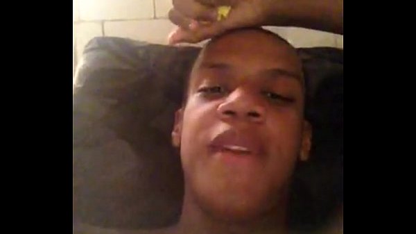 Neg&atilde;o Boiola Querendo pica no cu