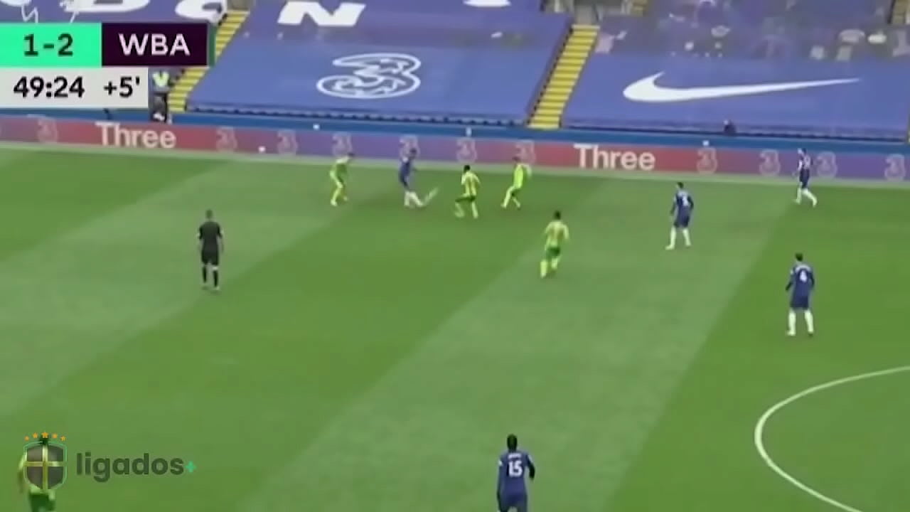 Inglesa safada dando o rabo daquele jeitinho